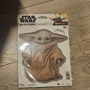 Disney Star Wars Mandalorian Grogu Magnet - Brown and Green NWT